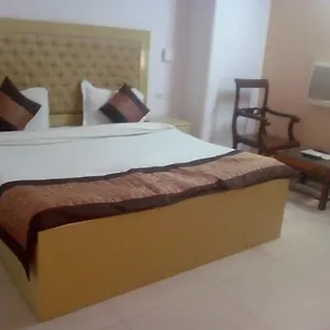 https://o-hotel-landmark.hotelsdelhi.org